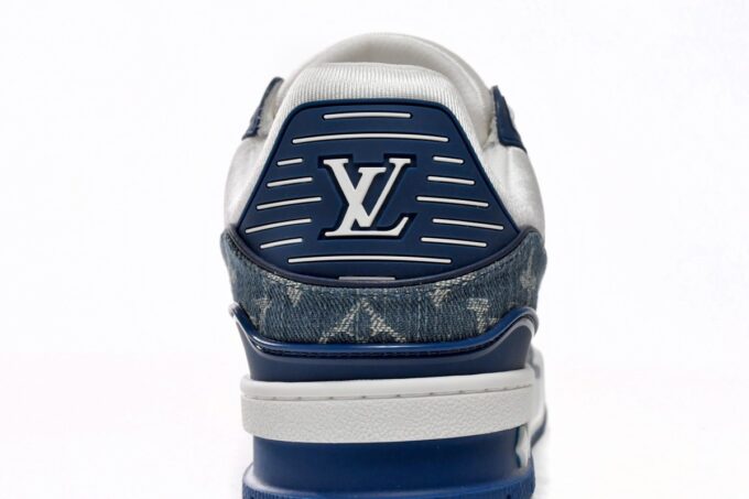 Louis Vuitton Trainer Cowboy Blue - Image 4