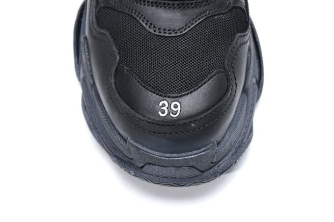 Balenciaga Triple S Black - Image 2