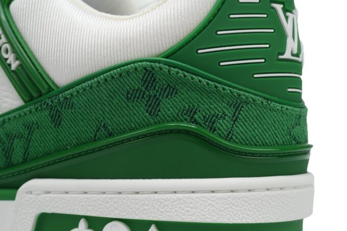 Louis Vuitton Trainer Green - Image 3