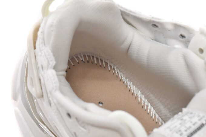 Balenciaga Runner Luminous Color - Image 5