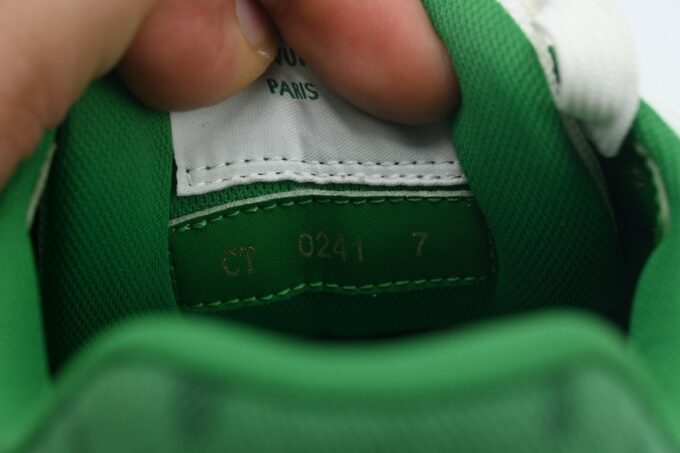 Louis Vuitton Trainer Green - Image 4