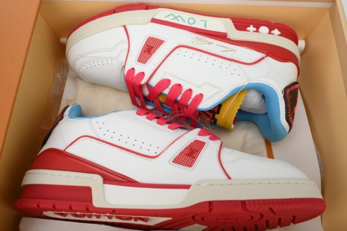 LOUIS VUITTON Trainer Yellow Blue - Image 4