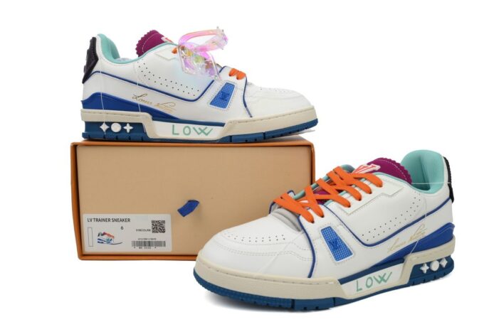 LOUIS VUITTON Trainer Lake Blue - Image 4