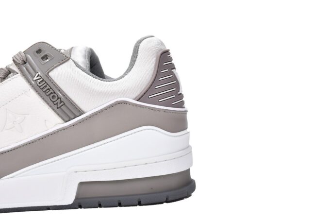 Louis Vuitton Trainer Grey White - Image 8