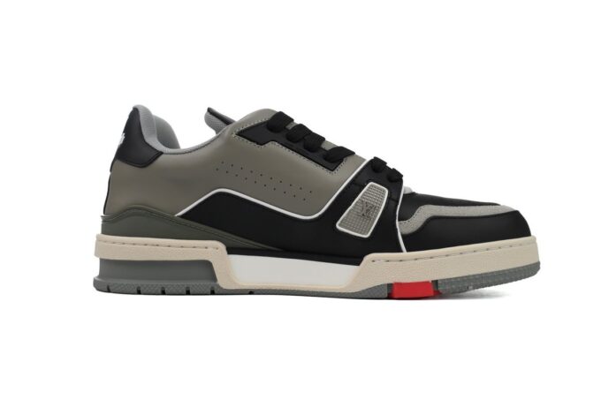 Louis Vuitton Trainer Grey Black - Image 4
