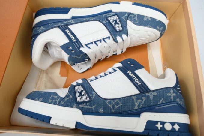 Louis Vuitton Trainer Blue - Image 5