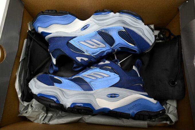 Balenciaga CARGO White Sapphire Blue - Image 10