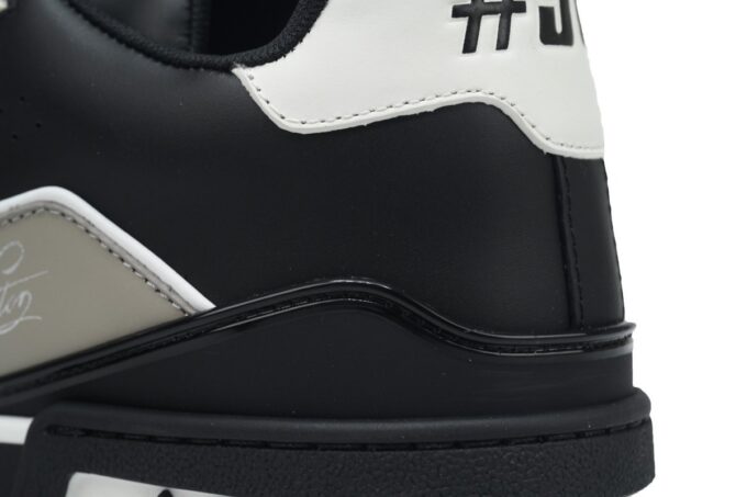 Louis Vuitton Trainer Black Gray - Image 4