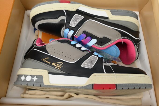 Louis Vuitton Trainer - Image 5
