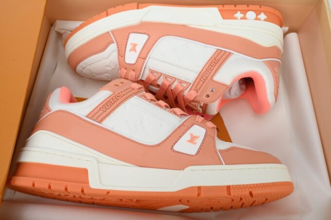 Louis Vuitton Trainer Peach - Image 4