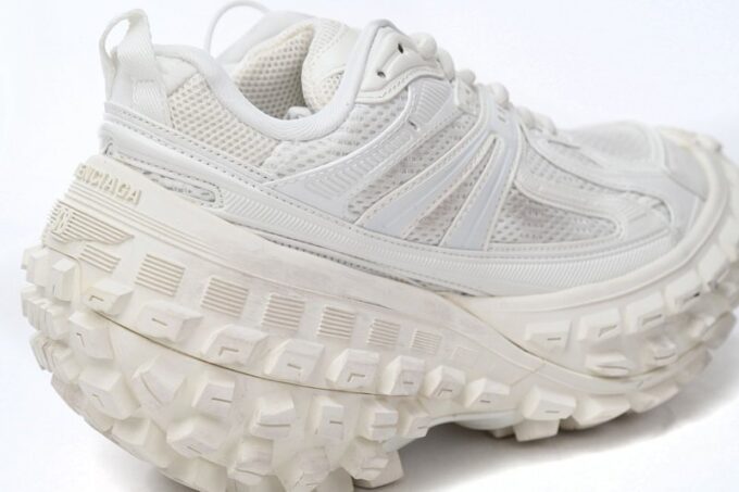 Balenciaga Defender All White - Image 10