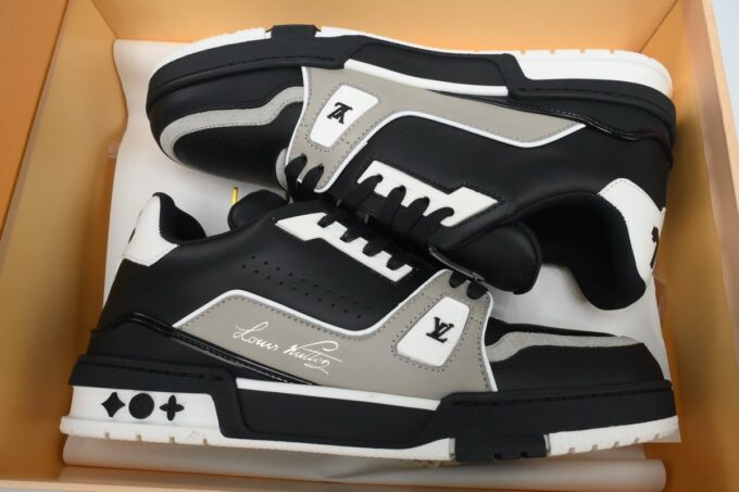 Louis Vuitton Trainer Black Gray - Image 5