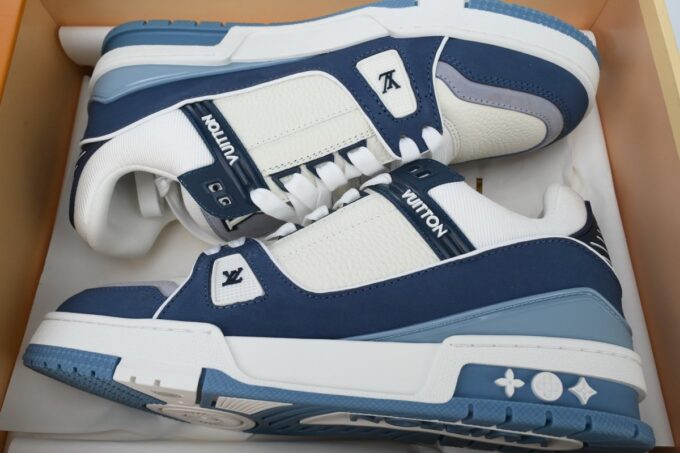 Louis Vuitton Trainer White Blue - Image 6