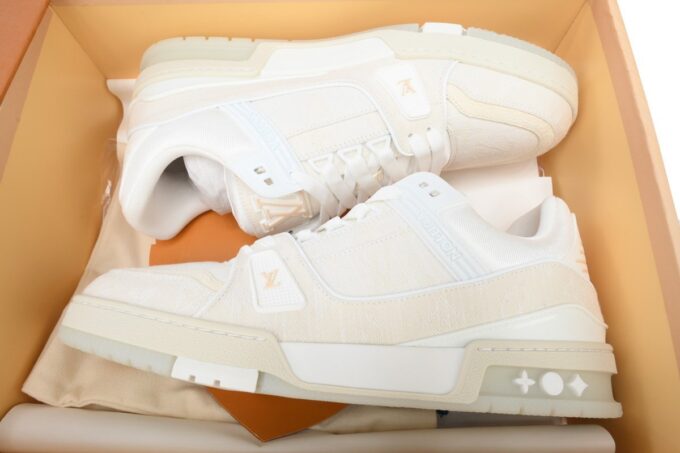 Louis Vuitton Trainer White - Image 7