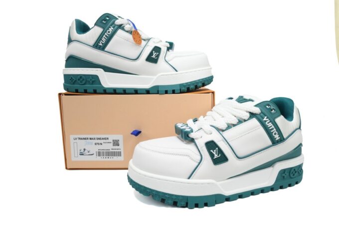 Louis Vuitton White Green - Image 6