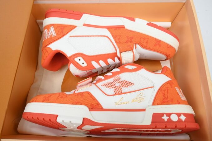 Louis Vuitton Trainer Orange - Image 3