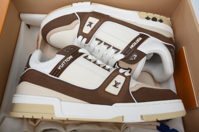 Louis Vuitton Trainer Mocha - Image 5