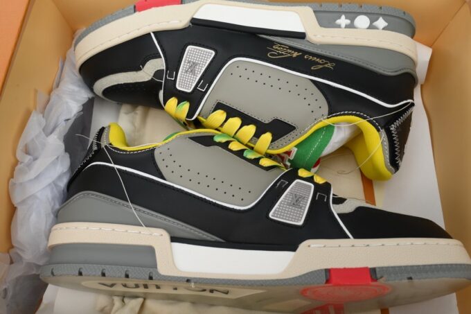 Louis Vuitton Trainer Yellow - Image 5