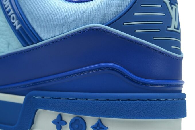 Louis Vuitton Trainer White Blue - Image 4