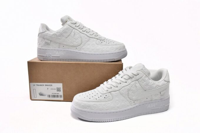 Louis Vuitton x Nike Air Force 1 Triple White - Image 6