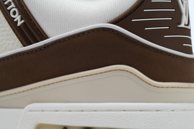 Louis Vuitton Trainer Mocha - Image 7