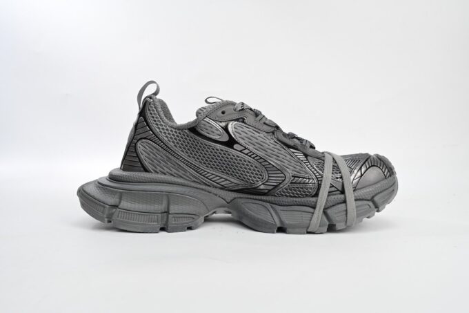 Balenciaga 3XL Silver Grey - Image 5