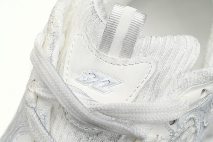 Balenciaga 3XL All White - Image 11