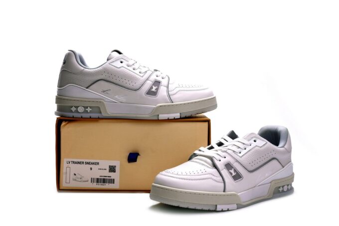 Louis Vuitton Trainer - Image 6