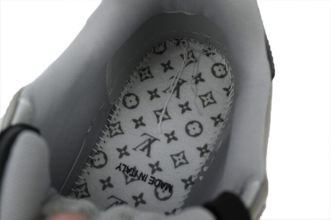 Louis Vuitton Trainer Grey Black - Image 7