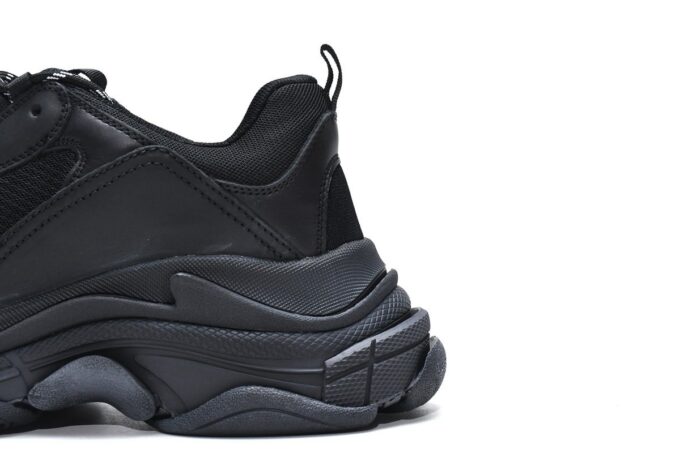 Balenciaga Triple S Black - Image 9
