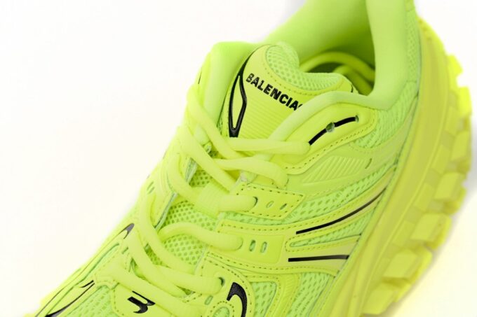 Balenciaga Defender Apple Green - Image 6