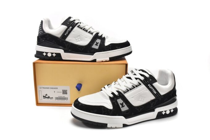 Louis Vuitton Trainer Black And White Cloth Cover - Image 5