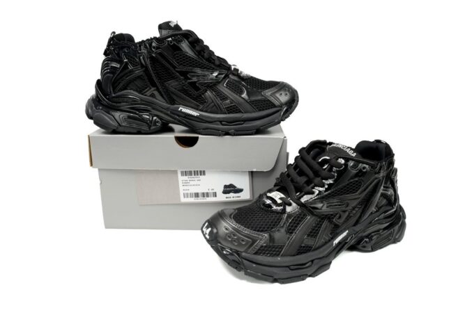 Balenciaga Runner Black - Image 6
