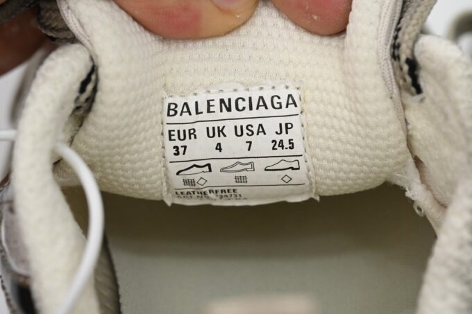 Balenciaga 3XL Black White Gold - Image 9