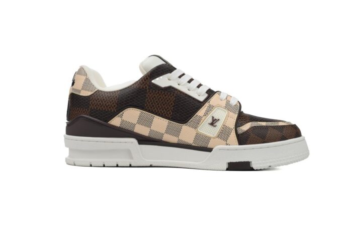 Louis Vuitton Trainer - Image 9