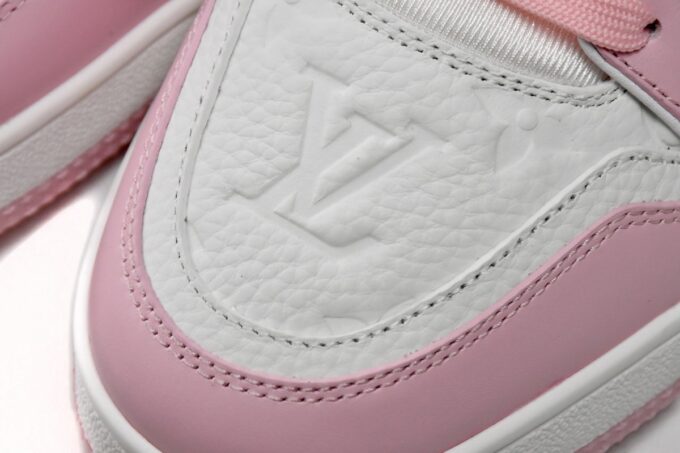 Louis Vuitton Trainer Rose Pink - Image 12