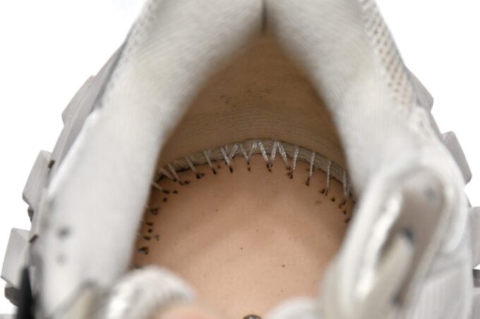 Balenciaga Defender Beige - Image 11