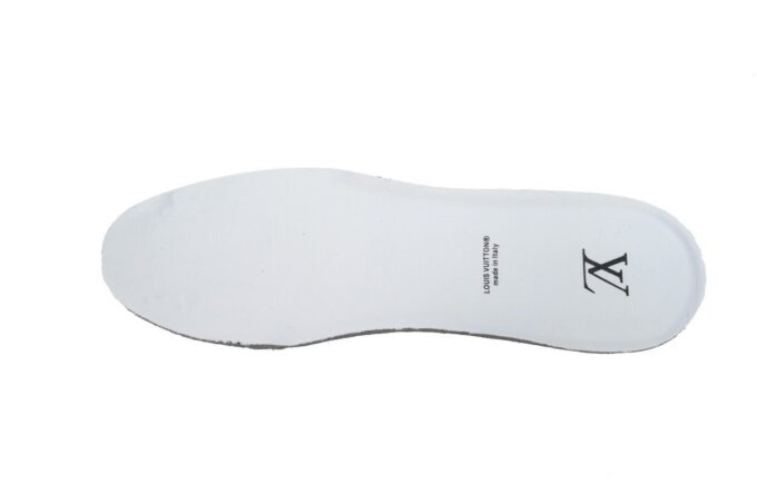 Louis Vuitton Trainer - Image 9