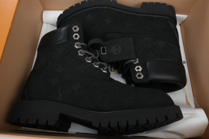 Louis Vuitton x Timberland 6-In Ankle Boot Yupo - Image 6