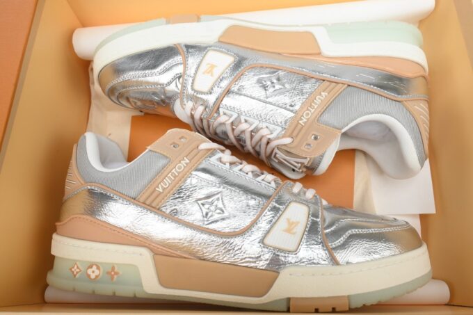 Louis Vuitton Trainer - Image 9