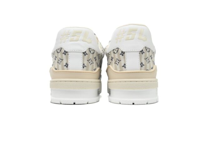 Louis Vuitton Trainer - Image 7