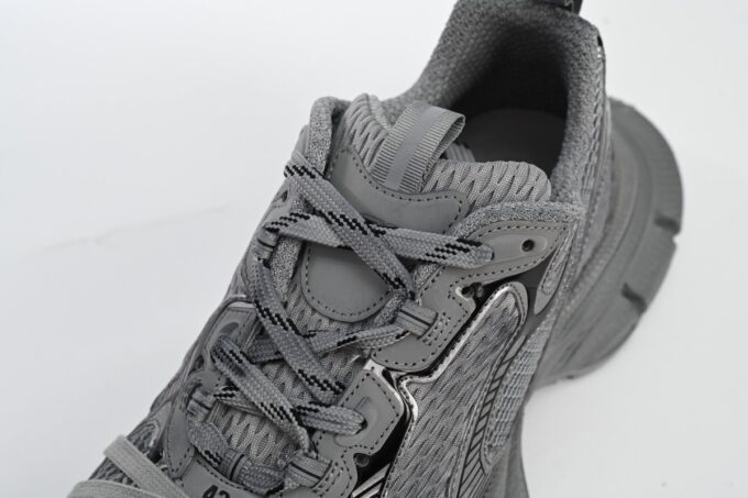 Balenciaga 3XL Silver Grey - Image 10