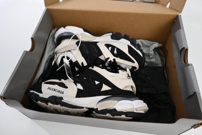 Balenciaga Track Black Rice White Black - Image 11