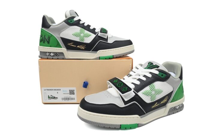 Louis Vuitton Trainer Black Green - Image 10