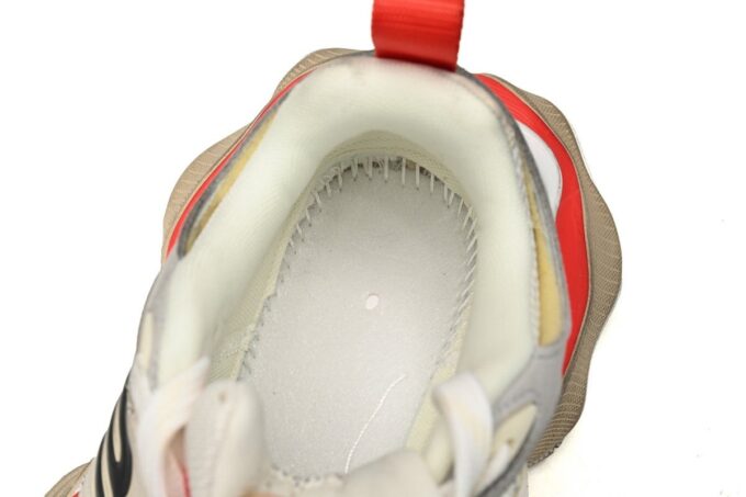 Balenciaga CARGO Beige Red - Image 10