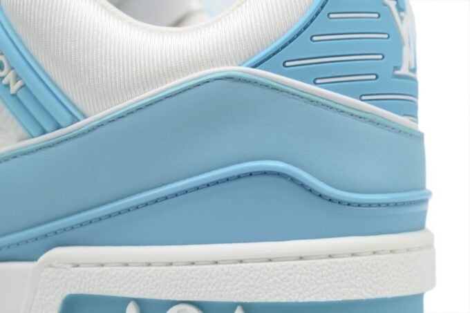 Louis Vuitton Trainer Light Blue - Image 10