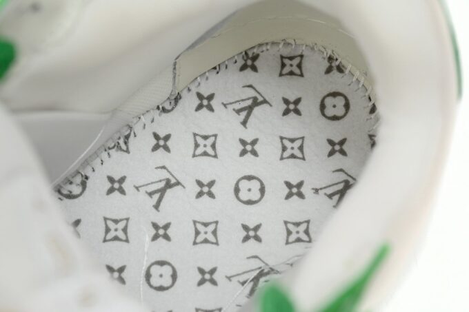Louis Vuitton White Green - Image 9
