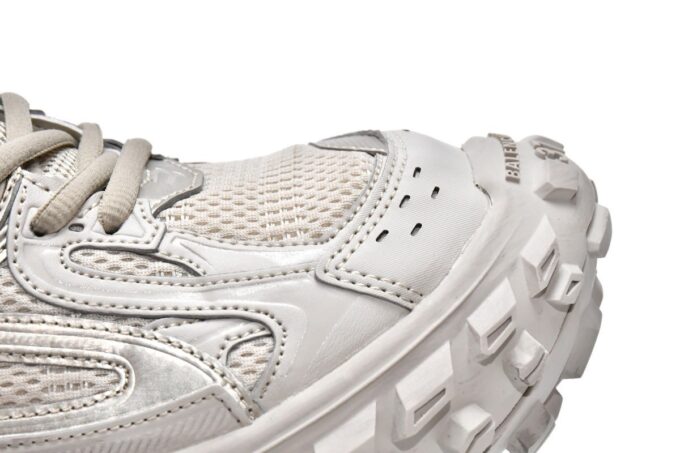 Balenciaga Defender Beige - Image 17