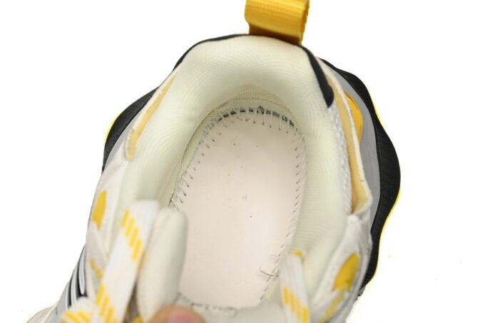Balenciaga CARGO White yellow silver - Image 9
