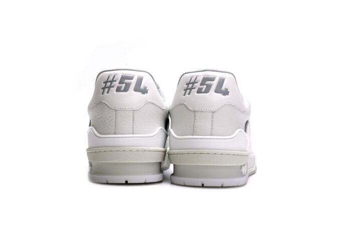 Louis Vuitton Trainer - Image 13